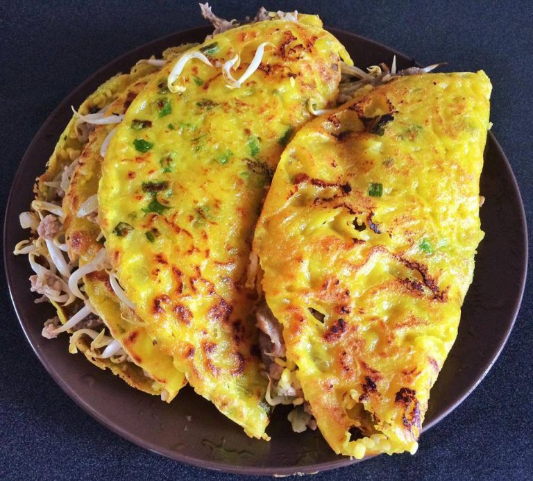 Làm bánh xèo siêu nhanh từ bột bánh xèo Vĩnh Thuận