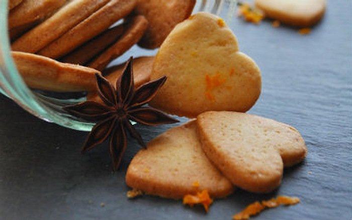 Mách nhỏ làm bánh quy cam trong 30 phút