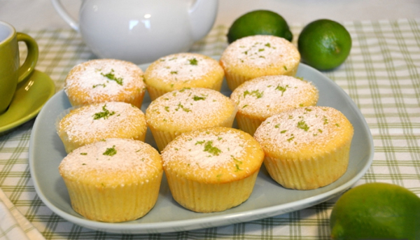Bật mí công thức làm bánh cupcake chanh dừa vừa lạ vừa ngon