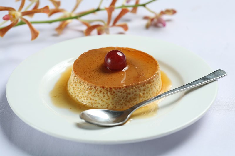 Hấp kem flan bằng nồi cơm điện đơn giản tại nhà