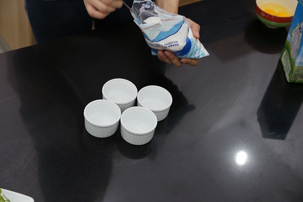 Cách siêu tốc làm bánh flan trong 30 phút