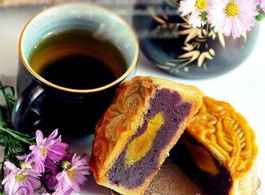 4 bước làm bánh trung thu nhân khoai môn ngon tuyệt