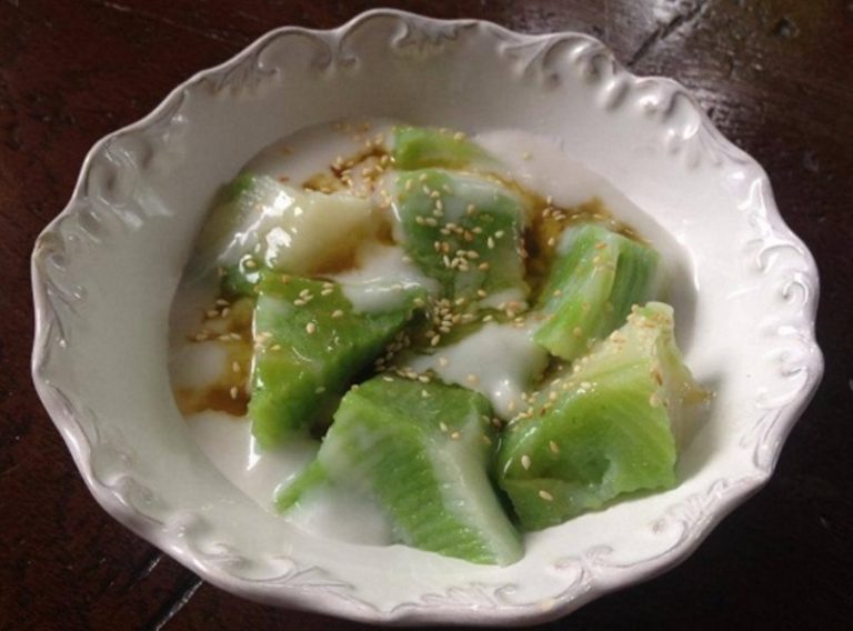 Tuyệt chiêu làm bánh đúc lá dứa cực ngon cực dễ trong tíc tắc