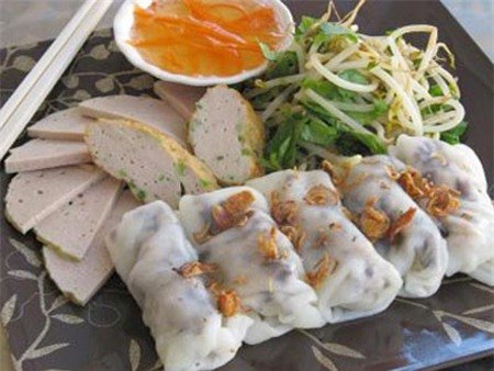 Công thức siêu đơn giản làm bánh cuốn cho bữa sáng nhanh gọn