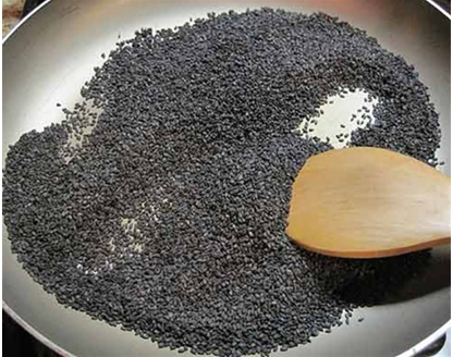 Cách làm sữa đậu xanh mè đen đẹp da bổ máu