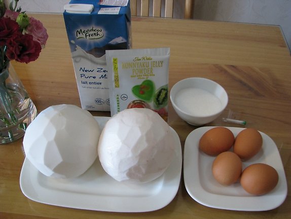 Kem flan trái dừa mát lịm mùa hè nha cả nhà