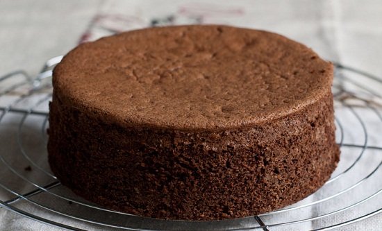 Cách làm bánh kem socola cực ngon mà dễ dàng