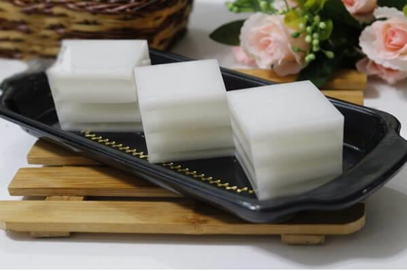 Đơn giản mà thanh mát với thạch rau câu dừa nhiều lớp