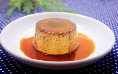 Kem flan bị rỗ vì chính quá, cách canh thời gian kem flan hiệu quả