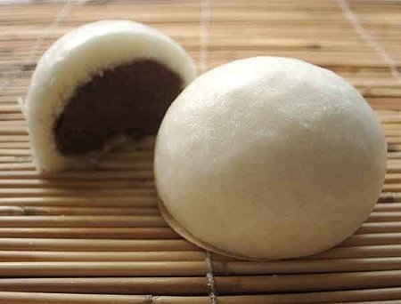 Đặc sắc món bánh bao nhân đậu đỏ vừa thơm vừa ngậy