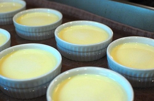 Một chút biến tấu với kem flan rau câu lá dứa giòn mềm béo ngậy thơm ngon ngất ngây