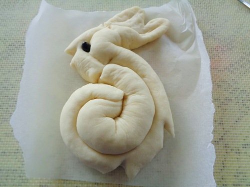 Thỏa sức sáng tạo cùng bé với bánh bao con thỏ ngộ nghĩnh