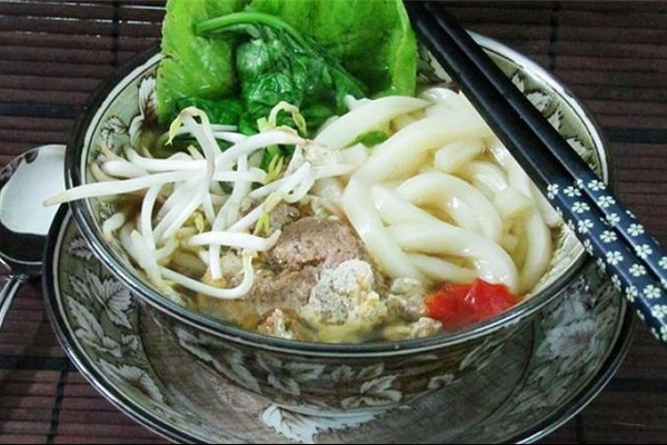 Độc lạ món bánh đúc riêu cua nhất định phải thưởng thức trong đời