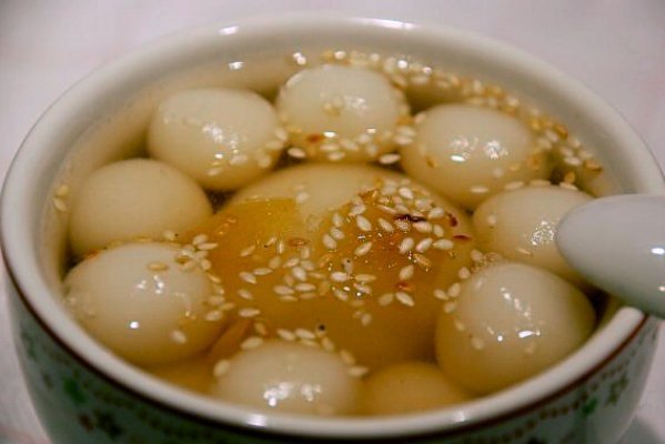 Học nhanh cách làm bánh trôi không nhân để bé nhà bạn thực hành