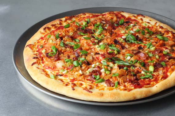 Công thức pizza gà chuẩn đơn giản cho cô nàng mới tập tành vào bếp