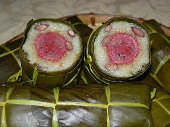 Lưu lại ngay cách làm bánh tét đậu đen vị ngon lạ