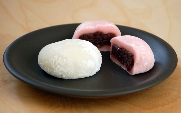 Hướng dẫn làm bánh gạo nhân đậu đỏ (mochi nhân đậu đỏ) thơm ngon hấp dẫn